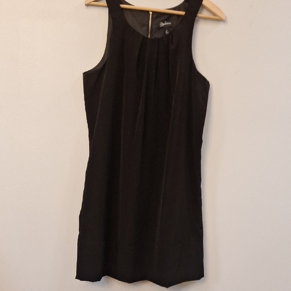 Black Sleeveless Dress